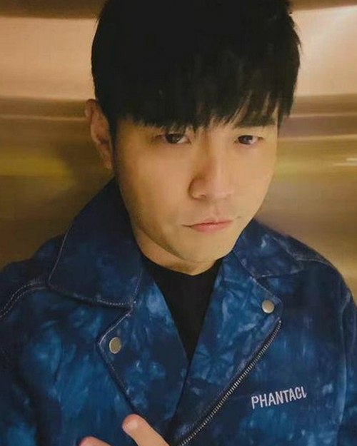 娱乐圈网红反差短剧热议：背后真相与最新动态全解析